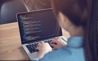 沈阳 api php源码,下载的php源码怎么运行呢？